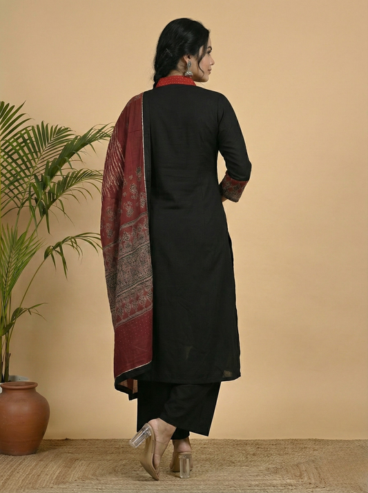 The Artisan Mirror Work Pure Cotton Kurta Set