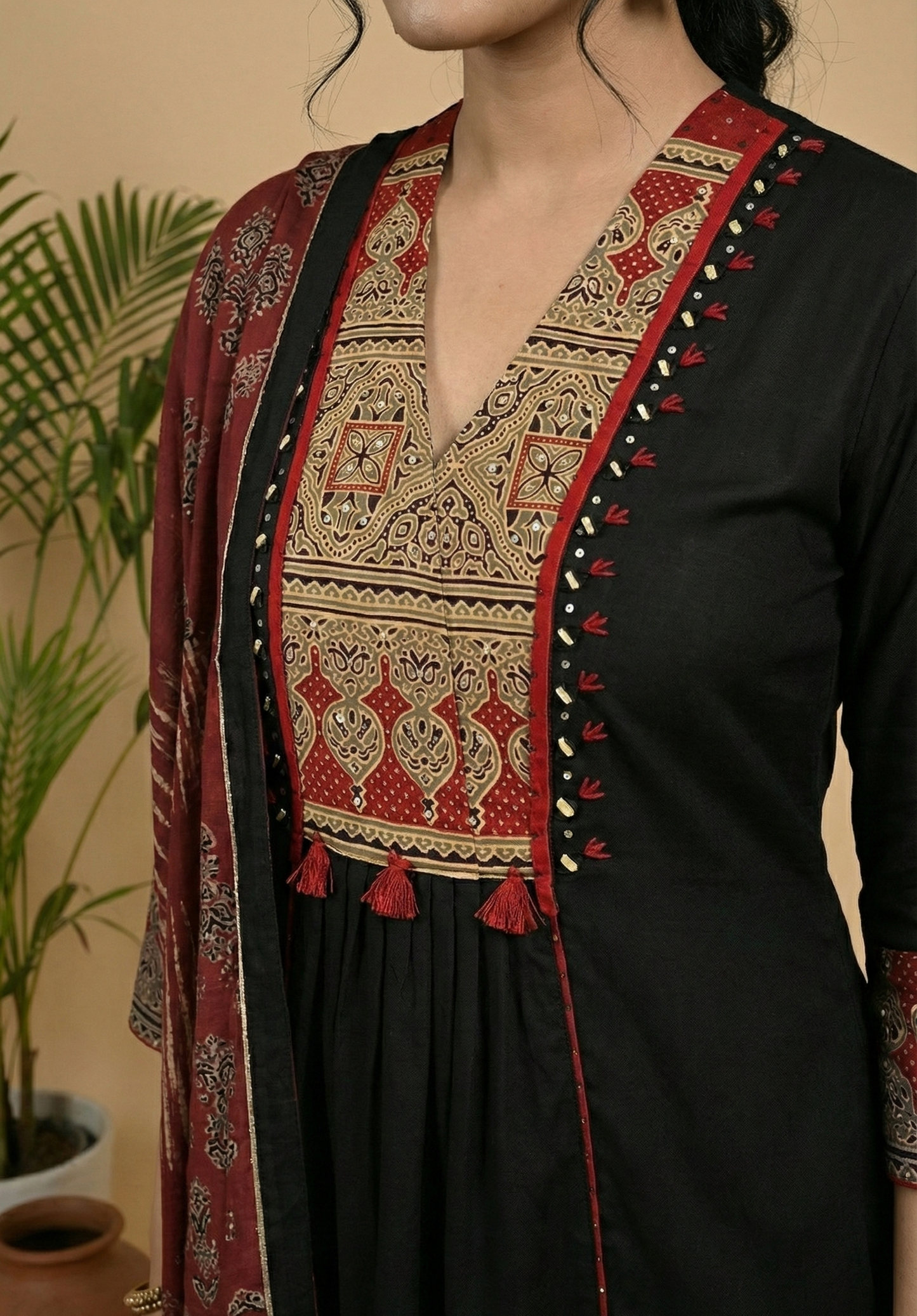 The Artisan Mirror Work Pure Cotton Kurta Set